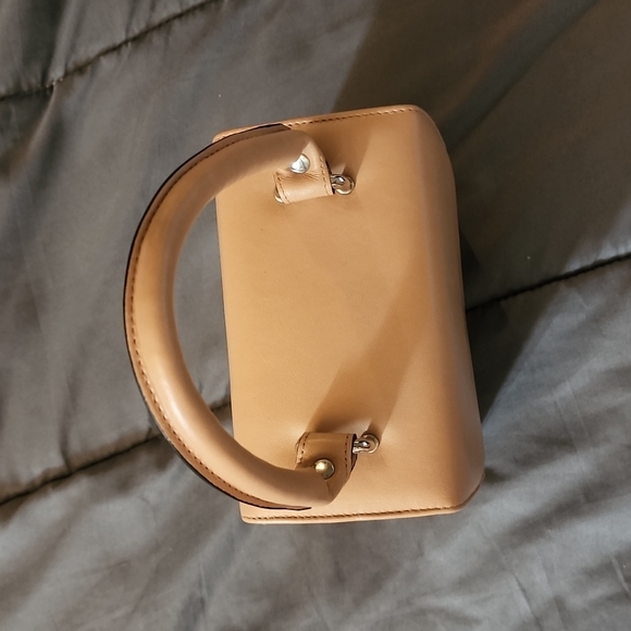 L'intervalle purse - Picture 2 of 5